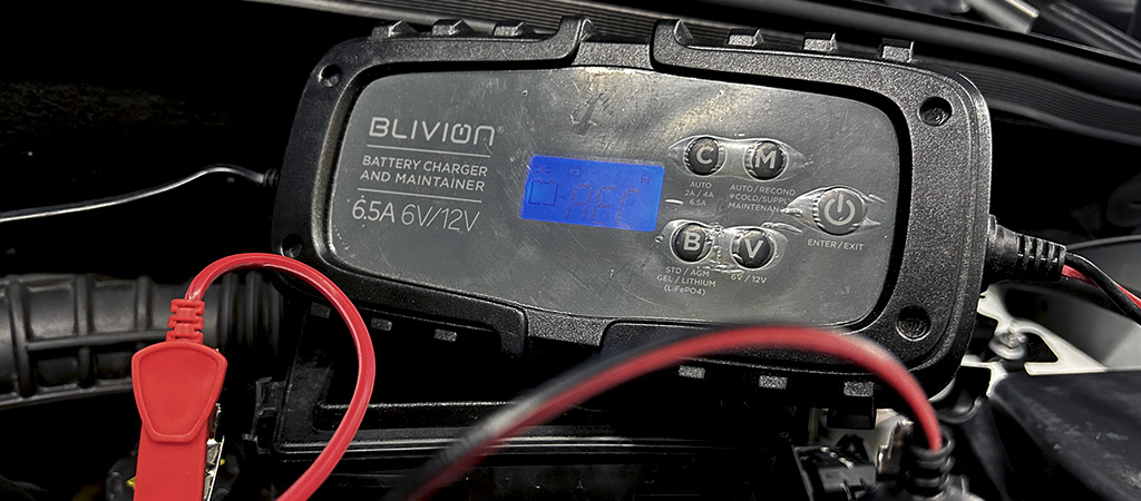 Carica batteria, mantenitori e booster conosci le differenze?